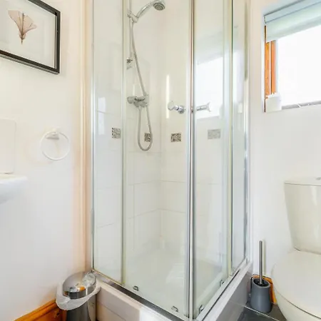 3 Bed In Oc-lr091 *